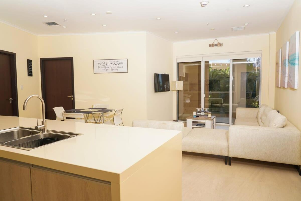 Beautiful Apartment In Eagle Beach Levent Palm Beach Exterior photo