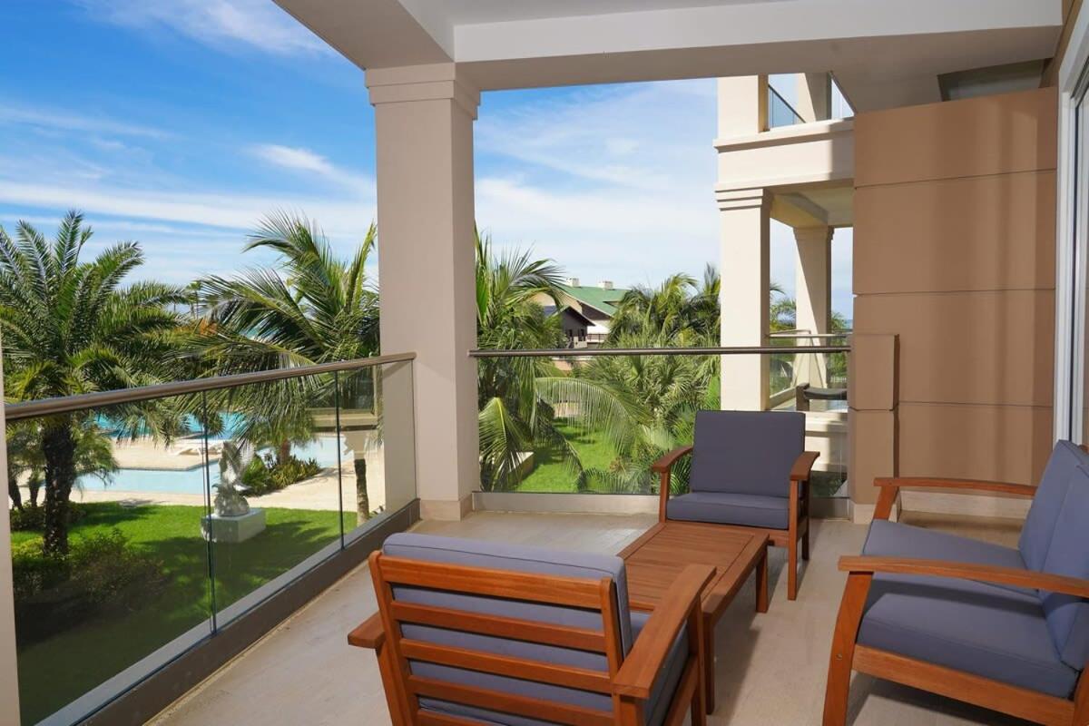 Beautiful Apartment In Eagle Beach Levent Palm Beach Exterior photo