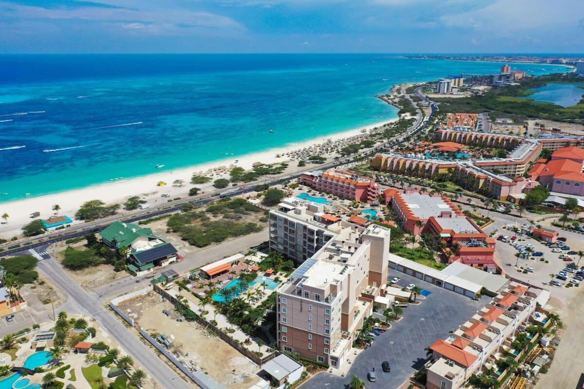 Beautiful Apartment In Eagle Beach Levent Palm Beach Exterior photo