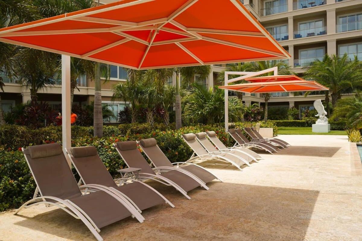 Beautiful Apartment In Eagle Beach Levent Palm Beach Exterior photo