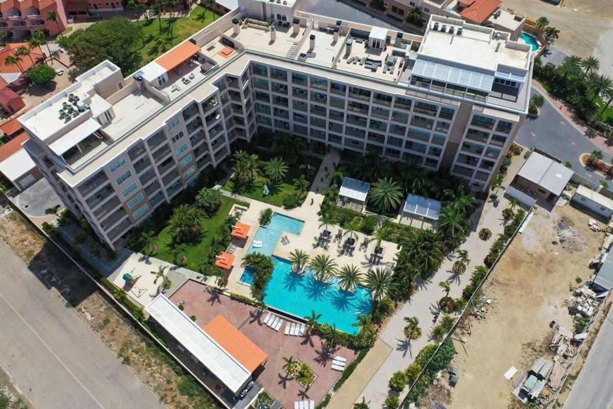 Beautiful Apartment In Eagle Beach Levent Palm Beach Exterior photo