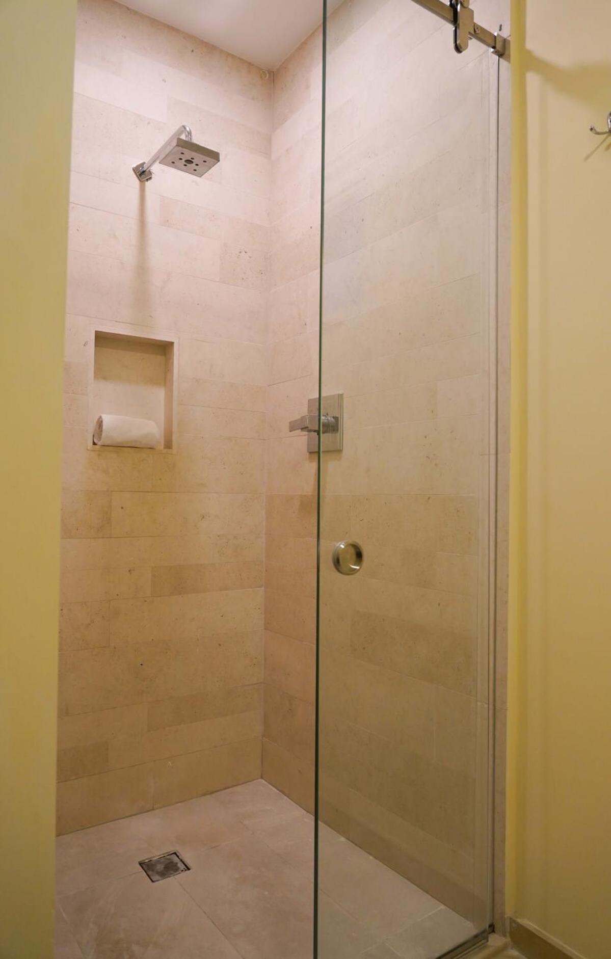 Beautiful Apartment In Eagle Beach Levent Palm Beach Exterior photo
